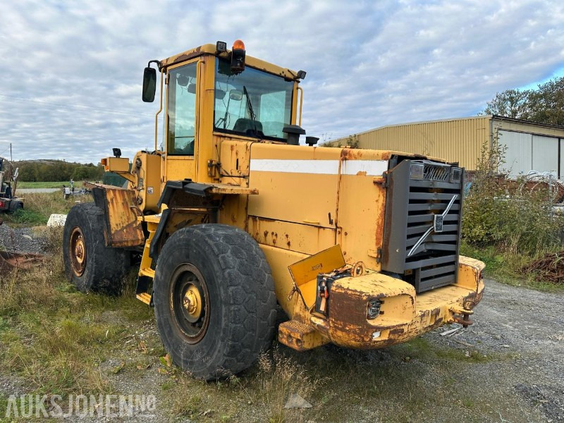 2002 Volvo L90D hjullaster – 17 tonn // Helgummihjul // Sentralsmøring - Колёсный погрузчик: фото 4 2002 Volvo L90D hjullaster – 17 tonn // Helgummihjul // Sentralsmøring - Колёсный погрузчик: фото 4