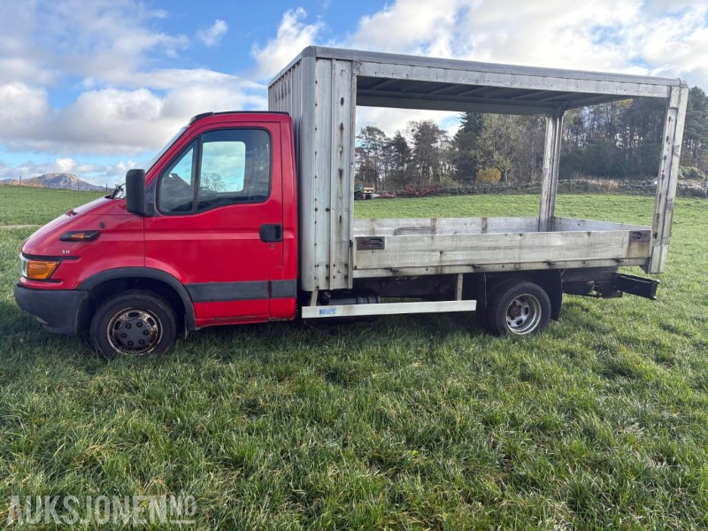 2004 Iveco Daily Med aluminiums plan og kapell ramme - Грузовик бортовой/ Платформа: фото 2 2004 Iveco Daily Med aluminiums plan og kapell ramme - Грузовик бортовой/ Платформа: фото 2
