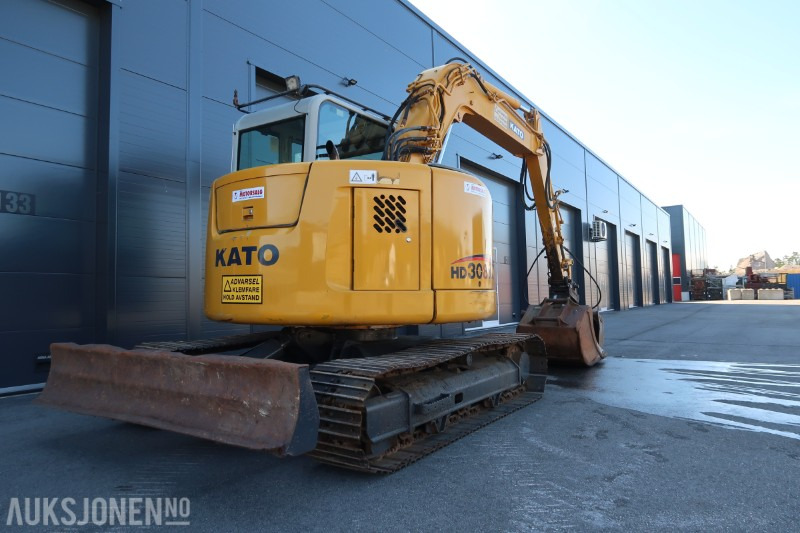 2004 Kato HD 308US 8-tonner, 2 skuffer, 9275 timer - Экскаватор: фото 2 2004 Kato HD 308US 8-tonner, 2 skuffer, 9275 timer - Экскаватор: фото 2