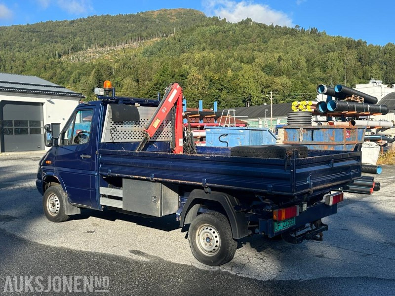 2004 Mercedes-Benz 313 CDI SPRINTER 2.1-129 D - 4X4 - Kran - Tippkasse - 173782 km - Малотоннажный бортовой грузовик: фото 3 2004 Mercedes-Benz 313 CDI SPRINTER 2.1-129 D - 4X4 - Kran - Tippkasse - 173782 km - Малотоннажный бортовой грузовик: фото 3