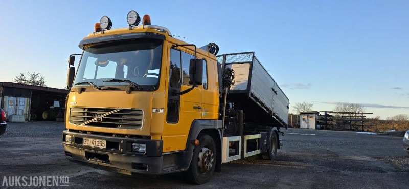 2006 Volvo FL250 Kranbil med tipp - 4X2 - Automat - HMF 683 K2 kran - Aluminiumskarmer - EU godkjent - Gått 206.755 km - Автоманипулятор: фото 4 2006 Volvo FL250 Kranbil med tipp - 4X2 - Automat - HMF 683 K2 kran - Aluminiumskarmer - EU godkjent - Gått 206.755 km - Автоманипулятор: фото 4
