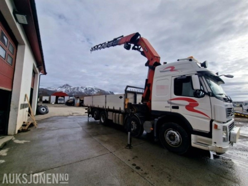2006 Volvo FM 400 8x2 med PALFINGER PK 44002 og 8 hydrauliske seksjoner, Vinsj, Båtstøter, hydraulisk platform bredding opp til 3.05meter, 7 meter planlengde! - Автоманипулятор: фото 2 2006 Volvo FM 400 8x2 med PALFINGER PK 44002 og 8 hydrauliske seksjoner, Vinsj, Båtstøter, hydraulisk platform bredding opp til 3.05meter, 7 meter planlengde! - Автоманипулятор: фото 2