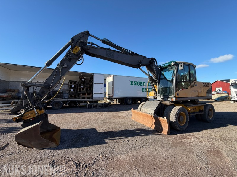 2008 Volvo EW160C Hjulgraver - Pusseskuff - Graveskuff S60 - Tilleggshydraulikk - Engcon tiltrotator - Экскаватор: фото 2 2008 Volvo EW160C Hjulgraver - Pusseskuff - Graveskuff S60 - Tilleggshydraulikk - Engcon tiltrotator - Экскаватор: фото 2