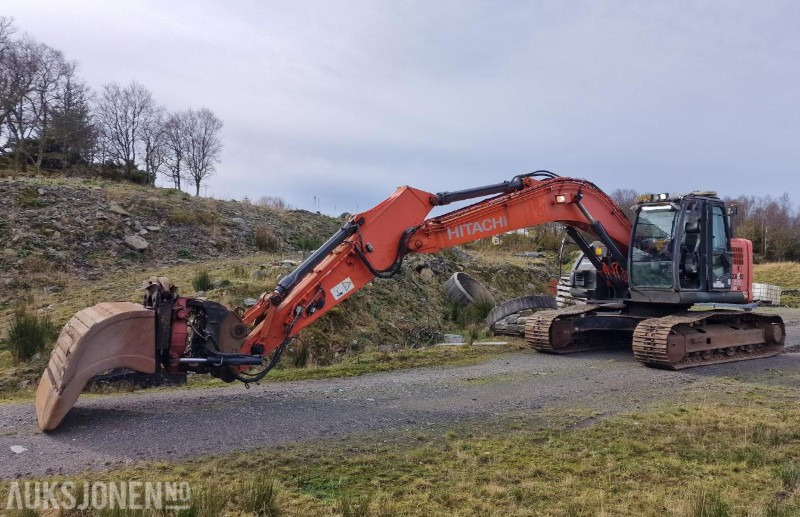 2009 Hitachi ZX225USLC-3 Beltegraver m/GPS/Rototilt med klype/3 skuffer, 12800 timer - Экскаватор: фото 2 2009 Hitachi ZX225USLC-3 Beltegraver m/GPS/Rototilt med klype/3 skuffer, 12800 timer - Экскаватор: фото 2