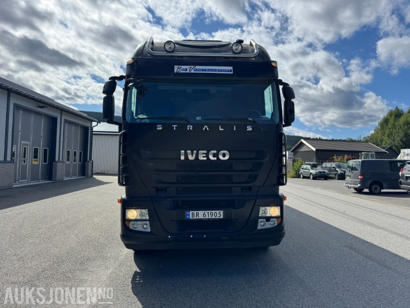 2009 Iveco Stralis 260S56, 560 hk, skapbil m/sideåpning og løftelem - Грузовик с закрытым кузовом: фото 2 2009 Iveco Stralis 260S56, 560 hk, skapbil m/sideåpning og løftelem - Грузовик с закрытым кузовом: фото 2
