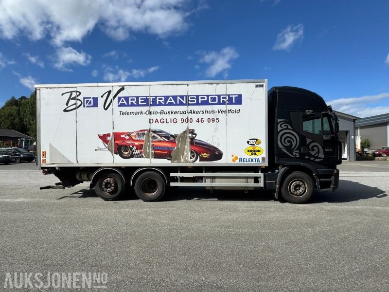 2009 Iveco Stralis 260S56, 560 hk, skapbil m/sideåpning og løftelem - Грузовик с закрытым кузовом: фото 5 2009 Iveco Stralis 260S56, 560 hk, skapbil m/sideåpning og løftelem - Грузовик с закрытым кузовом: фото 5