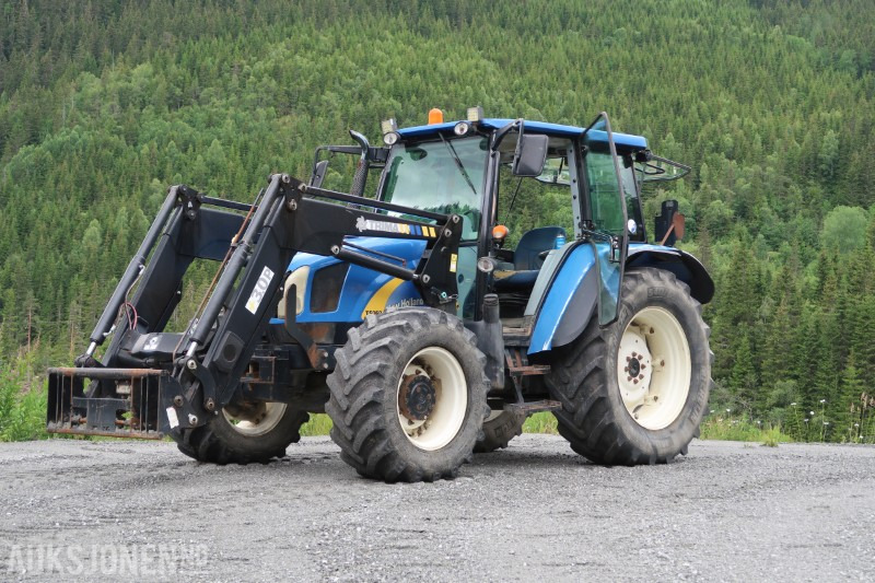 2009 New Holland T5060 Traktor / 8550 timer - Трактор: фото 1 2009 New Holland T5060 Traktor / 8550 timer - Трактор: фото 1