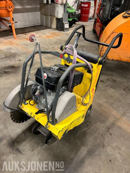2009 Wacker Neuson BFS 1350AL - Asfalt og betongsag. - Строительное оборудование: фото 1 2009 Wacker Neuson BFS 1350AL - Asfalt og betongsag. - Строительное оборудование: фото 1
