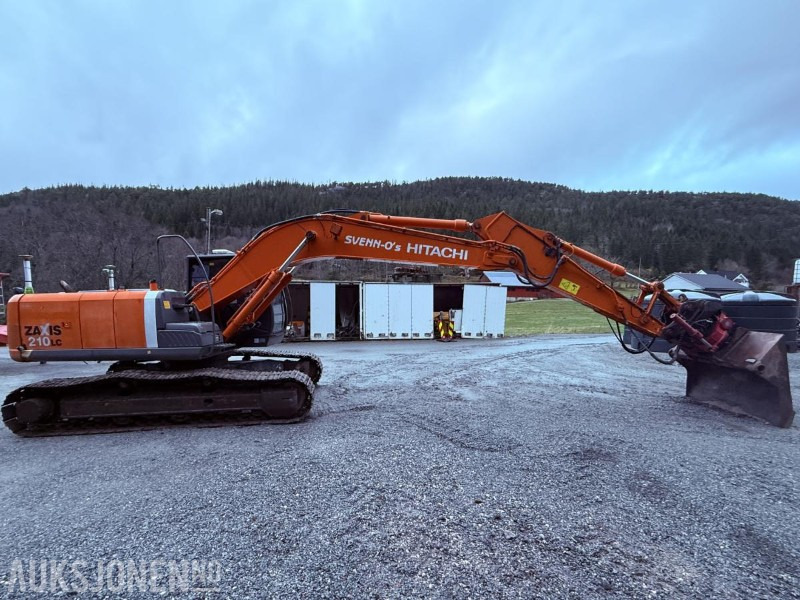 2011 Hitachi ZX210 LC-3 beltegraver KUN 8475 timer - GPS, RT80 Rotortilt, Sentralsmøring - Экскаватор: фото 3 2011 Hitachi ZX210 LC-3 beltegraver KUN 8475 timer - GPS, RT80 Rotortilt, Sentralsmøring - Экскаватор: фото 3