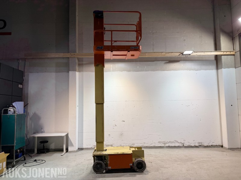 2011 JLG 1230ES Elektrisk mastelift med 5,6 m arbeidshøyde - Подъёмник: фото 2 2011 JLG 1230ES Elektrisk mastelift med 5,6 m arbeidshøyde - Подъёмник: фото 2