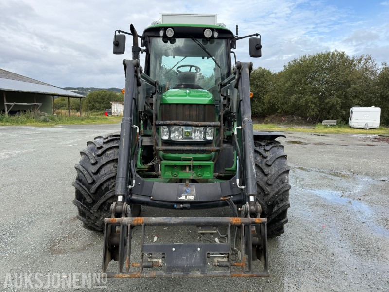 2011 John Deere 6230 Premium 40 km - Трактор: фото 2 2011 John Deere 6230 Premium 40 km - Трактор: фото 2