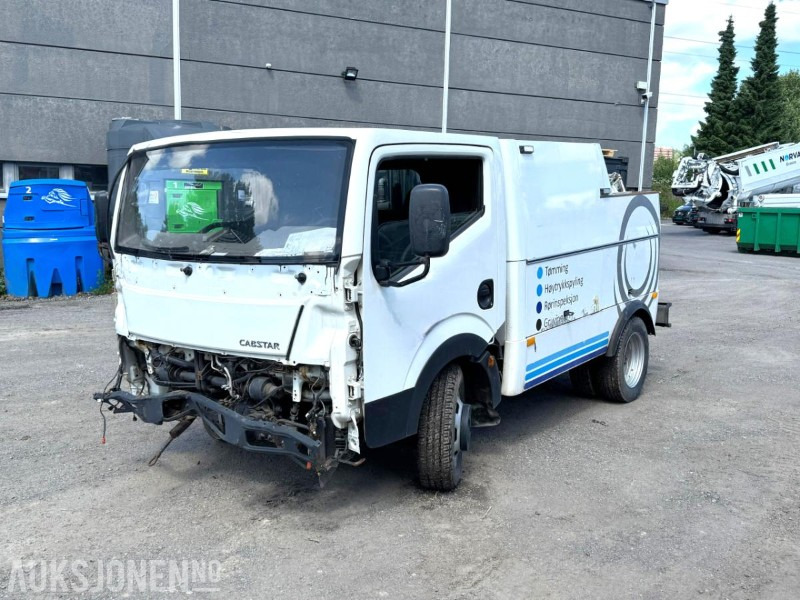 2011 Nissan Cabstar Combi | spyle og sugebil | Speck Rioned | rep.objekt - Грузовик-цистерна: фото 1 2011 Nissan Cabstar Combi | spyle og sugebil | Speck Rioned | rep.objekt - Грузовик-цистерна: фото 1