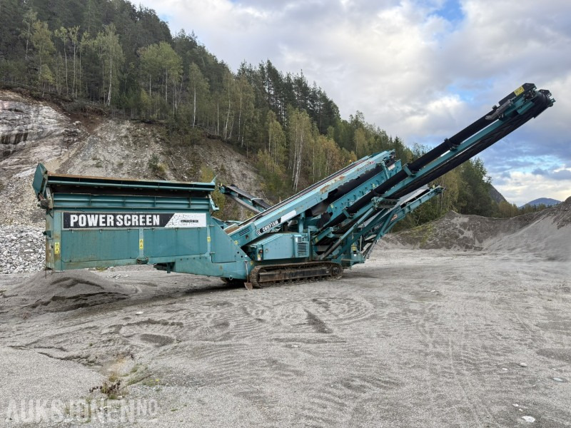 2011 Powerscreen Chieftain 1700 – 2011 modell - 4 Fraksjoner – kun 450 timer - Грохот: фото 1 2011 Powerscreen Chieftain 1700 – 2011 modell - 4 Fraksjoner – kun 450 timer - Грохот: фото 1