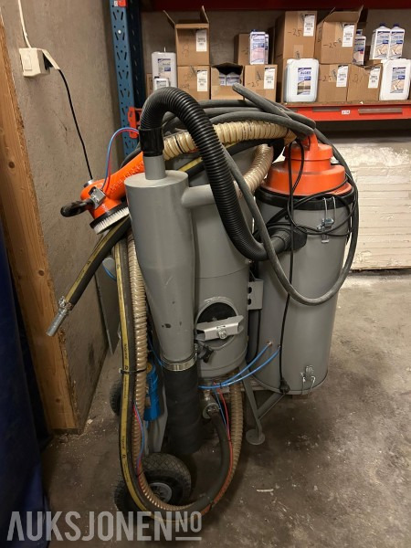 2011 Sandmaster Pro + Tornado 2000 – Komplett sandblåseranlegg - lite brukt - Строительное оборудование: фото 3 2011 Sandmaster Pro + Tornado 2000 – Komplett sandblåseranlegg - lite brukt - Строительное оборудование: фото 3