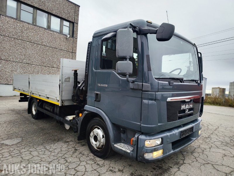 2012 MAN TGL 8.220 Planbil med Hiab XS 055 B-2 HIDUO kran - Автоманипулятор: фото 4 2012 MAN TGL 8.220 Planbil med Hiab XS 055 B-2 HIDUO kran - Автоманипулятор: фото 4