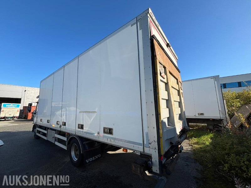 2012 Volvo FL-290 Skapbil med sideåpning. Bakløft. Zepro baklem. - Грузовик с закрытым кузовом: фото 3 2012 Volvo FL-290 Skapbil med sideåpning. Bakløft. Zepro baklem. - Грузовик с закрытым кузовом: фото 3