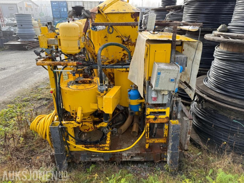 2014 Atlas Copco Unigrout Rig Smart M2 E45 / Injeksjonsplattform - Строительное оборудование: фото 5 2014 Atlas Copco Unigrout Rig Smart M2 E45 / Injeksjonsplattform - Строительное оборудование: фото 5