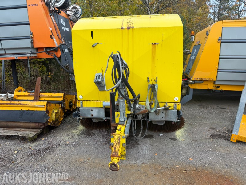 2014 Brodd Gothia Slepesoper til Traktor/Sopemaskin - Строительное оборудование: фото 2 2014 Brodd Gothia Slepesoper til Traktor/Sopemaskin - Строительное оборудование: фото 2