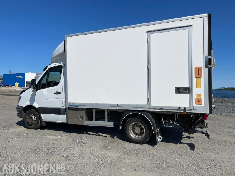2014 Mercedes-Benz 516 Bluetec Sprinter Automat, kun 157716 km, SKAB påbygg, og 750 kg Zepro bakløft - Грузовик с закрытым кузовом: фото 3 2014 Mercedes-Benz 516 Bluetec Sprinter Automat, kun 157716 km, SKAB påbygg, og 750 kg Zepro bakløft - Грузовик с закрытым кузовом: фото 3