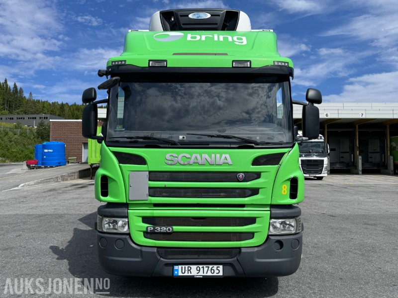 2014 Scania P320 - Skapbil med kjøl/fryse aggregat - Bakløft og sideåpning - 4x2 - Грузовик с закрытым кузовом: фото 2 2014 Scania P320 - Skapbil med kjøl/fryse aggregat - Bakløft og sideåpning - 4x2 - Грузовик с закрытым кузовом: фото 2