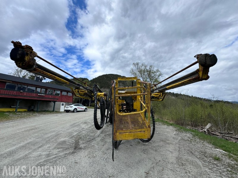 Буровая машина 2015 Atlas Copco Boomer M2C - Gruve- og tunellborerigg - 2 boms rigg med personkurv: фото 10