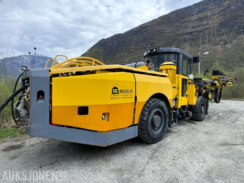 Буровая машина 2015 Atlas Copco Boomer M2C - Gruve- og tunellborerigg - 2 boms rigg med personkurv: фото 6