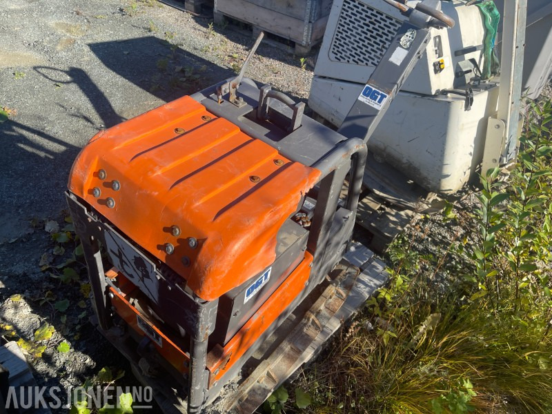 2015 Supra vibroplate - Hoppetusse med Hatz dieselmotor – Reversibel - Каток: фото 3 2015 Supra vibroplate - Hoppetusse med Hatz dieselmotor – Reversibel - Каток: фото 3