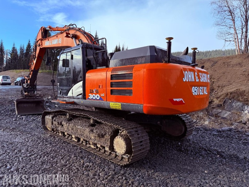 2016 Hitachi ZX300LC-6 Beltegraver - Sentralsmøring, GPS, Tilt og 2 skuffer - Экскаватор: фото 5 2016 Hitachi ZX300LC-6 Beltegraver - Sentralsmøring, GPS, Tilt og 2 skuffer - Экскаватор: фото 5
