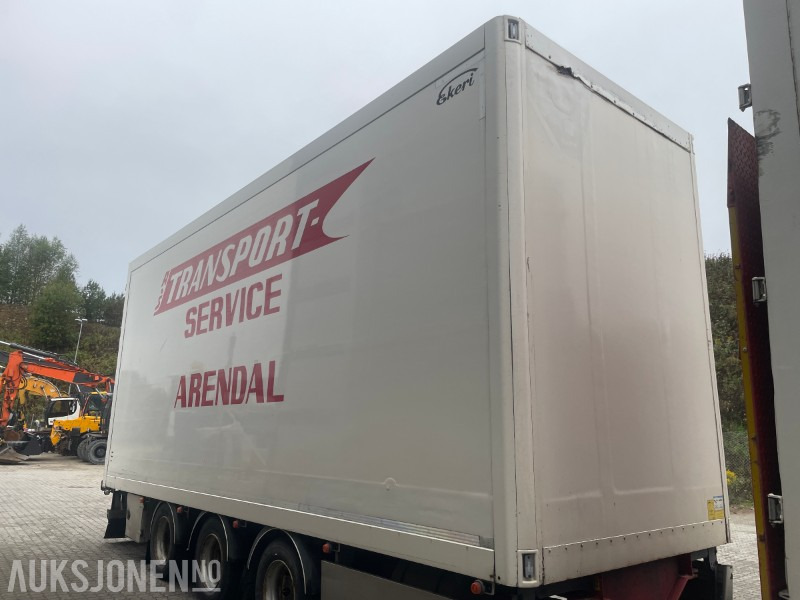 2017 Ekeri Skaphenger 3 akslet m/full sideåpning - Прицеп-фургон: фото 5 2017 Ekeri Skaphenger 3 akslet m/full sideåpning - Прицеп-фургон: фото 5