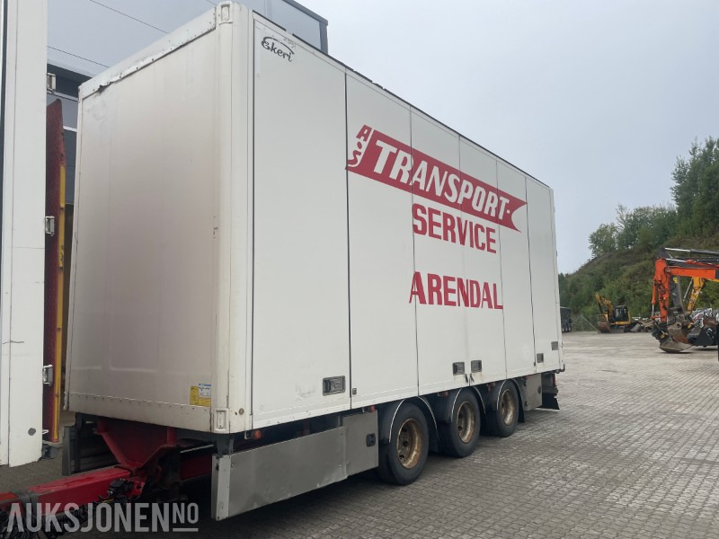 2017 Ekeri Skaphenger 3 akslet m/full sideåpning - Прицеп-фургон: фото 1 2017 Ekeri Skaphenger 3 akslet m/full sideåpning - Прицеп-фургон: фото 1