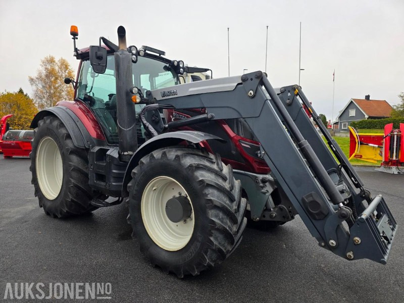 2017 Valtra T234 Traktor Med ISOBUS og frontlaster. - Трактор: фото 2 2017 Valtra T234 Traktor Med ISOBUS og frontlaster. - Трактор: фото 2