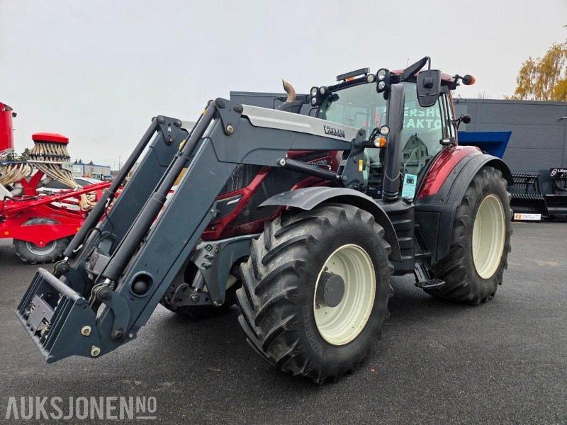 2017 Valtra T234 Traktor Med ISOBUS og frontlaster. - Трактор: фото 1 2017 Valtra T234 Traktor Med ISOBUS og frontlaster. - Трактор: фото 1