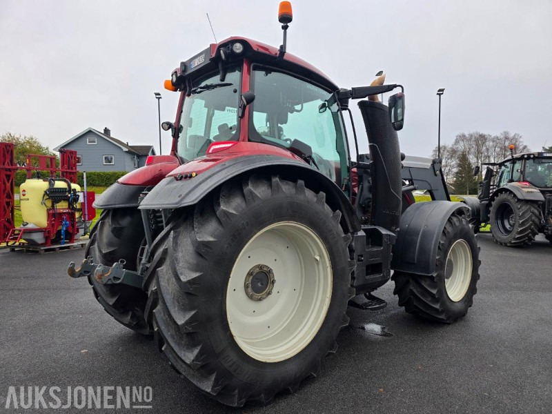 2017 Valtra T234 Traktor Med ISOBUS og frontlaster. - Трактор: фото 4 2017 Valtra T234 Traktor Med ISOBUS og frontlaster. - Трактор: фото 4