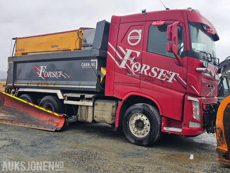 2017 Volvo FH 540 Tippbil med full brøytehydraulikk og planvibrator -Nye dekk for sesong(!!) - Самосвал: фото 5 2017 Volvo FH 540 Tippbil med full brøytehydraulikk og planvibrator -Nye dekk for sesong(!!) - Самосвал: фото 5