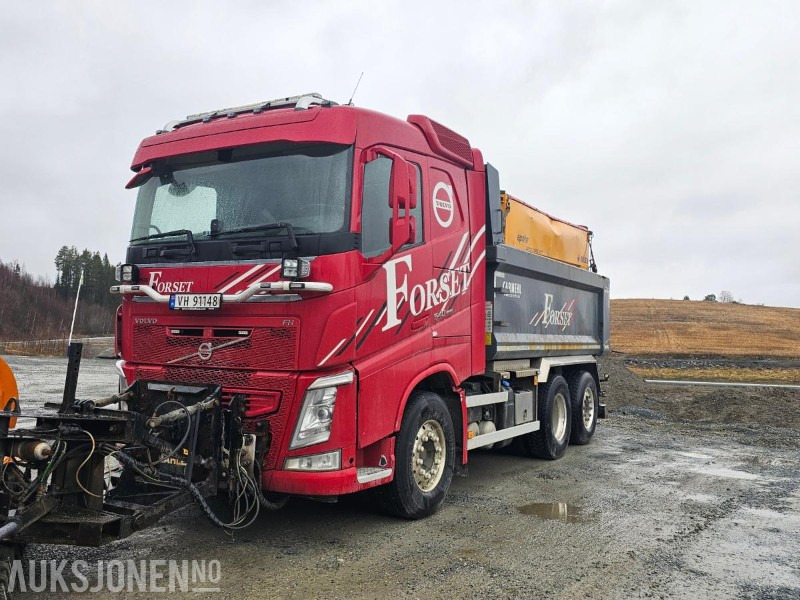 2017 Volvo FH 540 Tippbil med full brøytehydraulikk og planvibrator -Nye dekk for sesong(!!) - Самосвал: фото 2 2017 Volvo FH 540 Tippbil med full brøytehydraulikk og planvibrator -Nye dekk for sesong(!!) - Самосвал: фото 2
