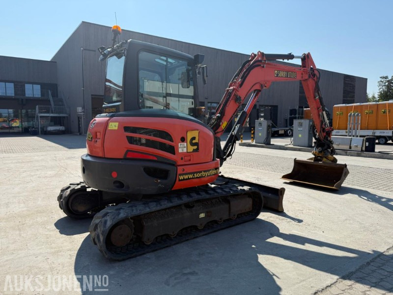 2018 Kubota U55-4 BELTEGRAVER ENGCON ROTOTILT 2 SKUFFER SERVICEHISTORIKK SENTRALSMØRING - Экскаватор: фото 5 2018 Kubota U55-4 BELTEGRAVER ENGCON ROTOTILT 2 SKUFFER SERVICEHISTORIKK SENTRALSMØRING - Экскаватор: фото 5