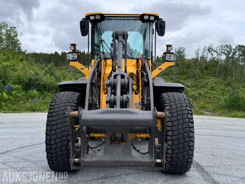 2018 Volvo L90H Hjullaster - Sentralsmøring - Hydraulisk redskapslås - Tilleggshydraulikk - Sertifiseres før salg - Колёсный погрузчик: фото 2 2018 Volvo L90H Hjullaster - Sentralsmøring - Hydraulisk redskapslås - Tilleggshydraulikk - Sertifiseres før salg - Колёсный погрузчик: фото 2