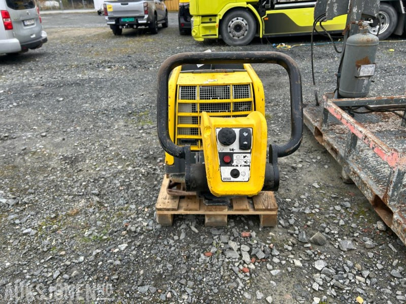 2018 Wacker Neuson Dpu 80 vibroplate - Каток: фото 4 2018 Wacker Neuson Dpu 80 vibroplate - Каток: фото 4