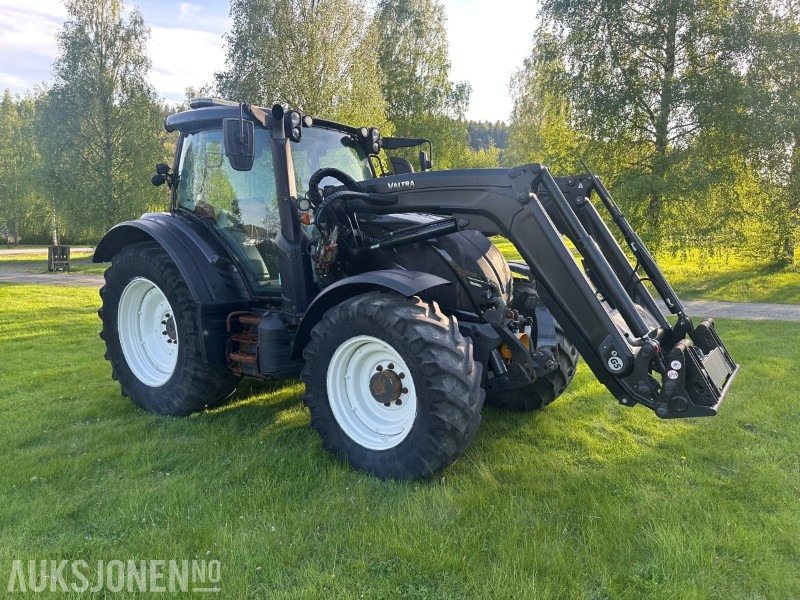 2019 Valtra N174 med frontlaster og mye utstyr - Трактор: фото 2 2019 Valtra N174 med frontlaster og mye utstyr - Трактор: фото 2