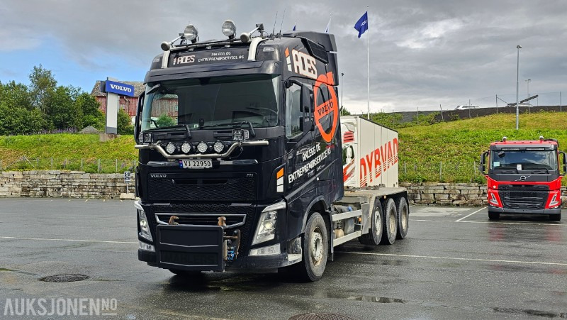2020 Volvo 540 8x4 Brøyterigget krokbil med AJK påbygg - Крюковой мультилифт: фото 1 2020 Volvo 540 8x4 Brøyterigget krokbil med AJK påbygg - Крюковой мультилифт: фото 1