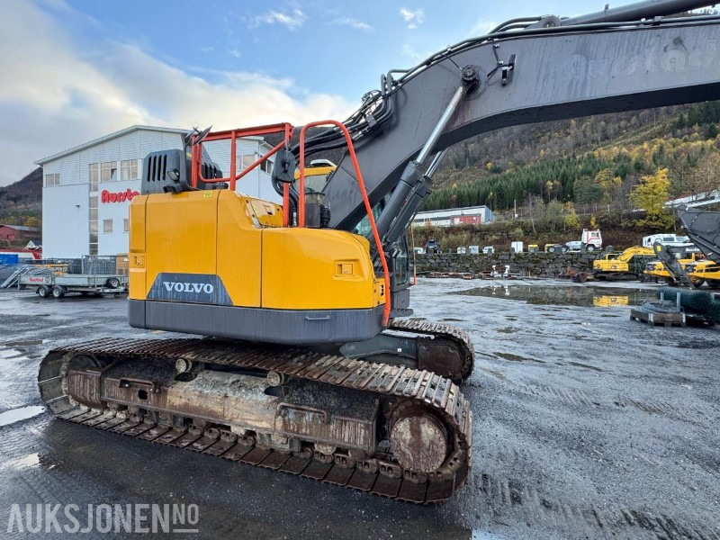 2020 Volvo ECR 235EL Gravemaskin - S70 feste - Pusskuffe - Sentralsmøring - bunkringspumpe - Steelwrist tiltrotator - Pusskuffe - Sertifisert - Экскаватор: фото 5 2020 Volvo ECR 235EL Gravemaskin - S70 feste - Pusskuffe - Sentralsmøring - bunkringspumpe - Steelwrist tiltrotator - Pusskuffe - Sertifisert - Экскаватор: фото 5