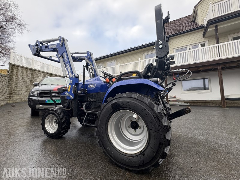2021 Farmtrac 26H 4WD - KUN 98 timer! - mye tilbehør / ekstra utstyr| - Трактор: фото 4 2021 Farmtrac 26H 4WD - KUN 98 timer! - mye tilbehør / ekstra utstyr| - Трактор: фото 4