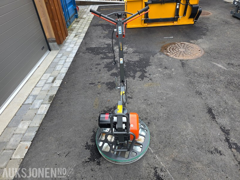 2021 Husqvarna BG245 helikopter/glattemaskin - 220 V - 1,5kW - Каток: фото 3 2021 Husqvarna BG245 helikopter/glattemaskin - 220 V - 1,5kW - Каток: фото 3