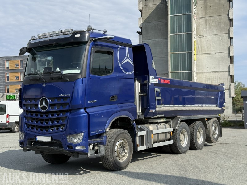 2021 Mercedes-Benz Arocs 3263 8x4 tridem tippbil - Самосвал: фото 1 2021 Mercedes-Benz Arocs 3263 8x4 tridem tippbil - Самосвал: фото 1