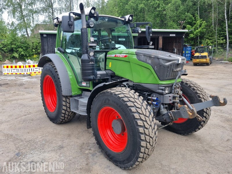2022 Fendt 211 Vario traktor 1 eier 1834 timer - Трактор: фото 2 2022 Fendt 211 Vario traktor 1 eier 1834 timer - Трактор: фото 2