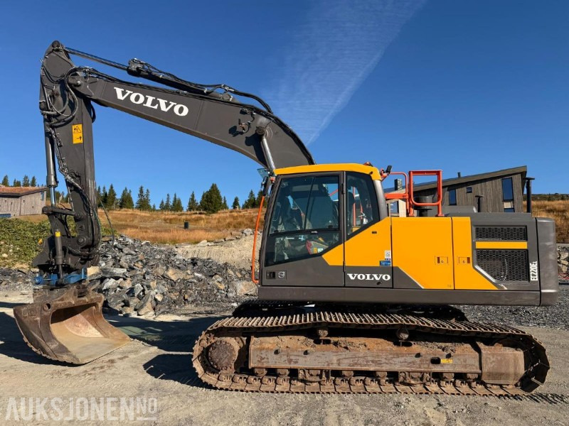 2022 Volvo EC220EL BELTEGRAVER ROTOTILT SERVICEHISTORIKK - Экскаватор: фото 1 2022 Volvo EC220EL BELTEGRAVER ROTOTILT SERVICEHISTORIKK - Экскаватор: фото 1