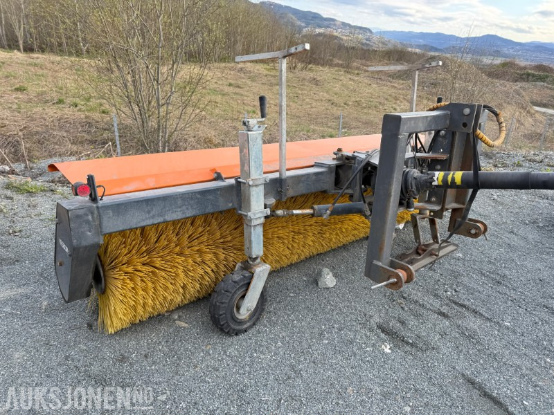 2024 Nesbo FM 2800 S – PTO-drevet kostemaskin - Строительное оборудование: фото 4 2024 Nesbo FM 2800 S – PTO-drevet kostemaskin - Строительное оборудование: фото 4