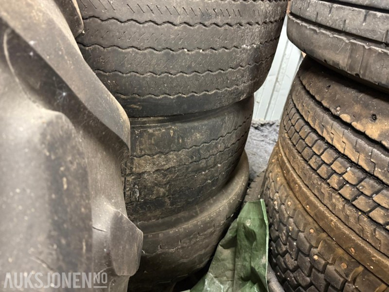7 stk. Lastebildekk 315/65X22,5 og 385/65X22,5 - Грузовик: фото 2 7 stk. Lastebildekk 315/65X22,5 og 385/65X22,5 - Грузовик: фото 2