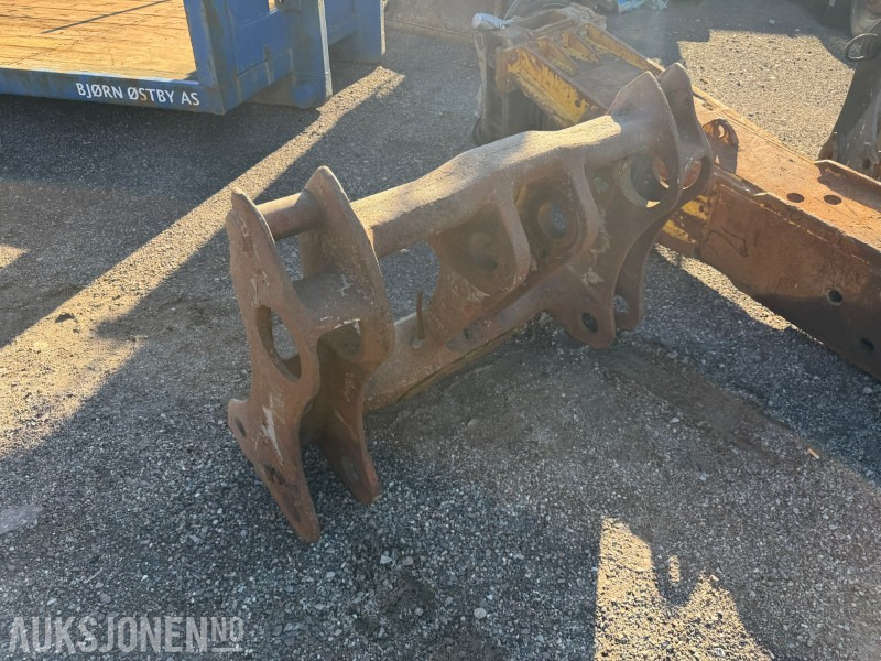 Hydraulisk Hurtigfeste til Volvo L90 - Строительное оборудование: фото 1 Hydraulisk Hurtigfeste til Volvo L90 - Строительное оборудование: фото 1