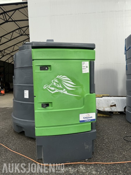 Kingspan Fuelmaster 3500L stasjonær dieseltank med pumpe og låsbart skap. - Строительное оборудование: фото 2 Kingspan Fuelmaster 3500L stasjonær dieseltank med pumpe og låsbart skap. - Строительное оборудование: фото 2